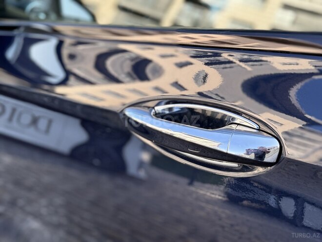 Mercedes E 300-13