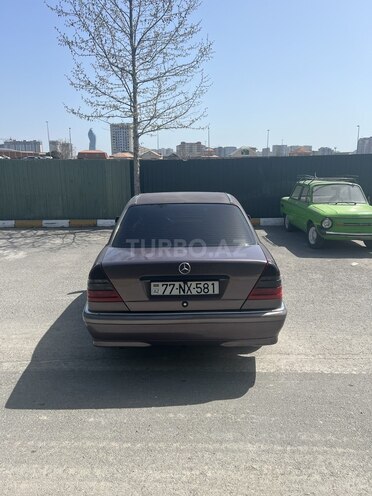 Mercedes C 180 1994, 300,000 km - 1.8 л - Bakı