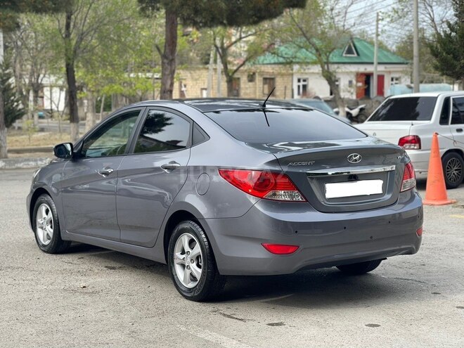 Hyundai Accent 2013, 212,000 km - 1.6 l - Sumqayıt