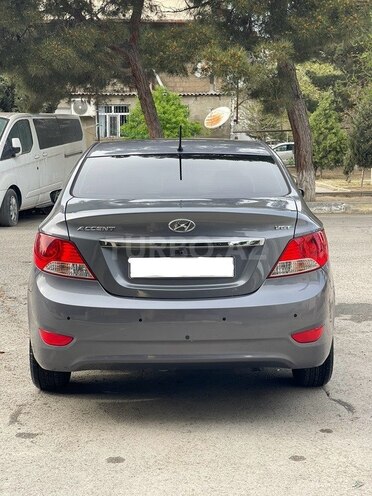 Hyundai Accent 2013, 212,000 km - 1.6 l - Sumqayıt