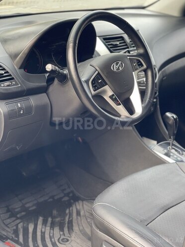 Hyundai Accent 2013, 212,000 km - 1.6 l - Sumqayıt