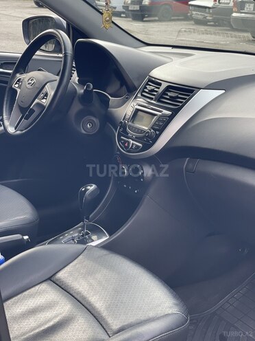 Hyundai Accent 2013, 212,000 km - 1.6 l - Sumqayıt