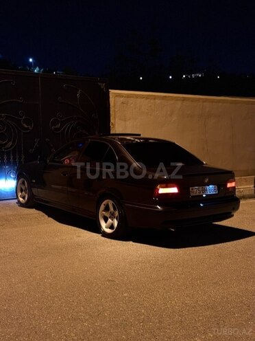 BMW 528 1996, 445,000 km - 2.8 l - Naxçıvan