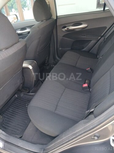 Toyota Auris 2007, 181,000 km - 1.4 l - Bakı