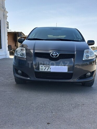 Toyota Auris 2007, 181,000 km - 1.4 l - Bakı