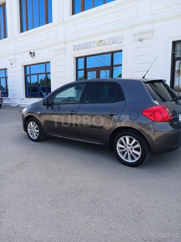Toyota Auris 2007, 181,000 km - 1.4 l - Bakı