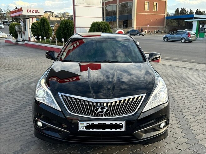 Hyundai Grandeur-1