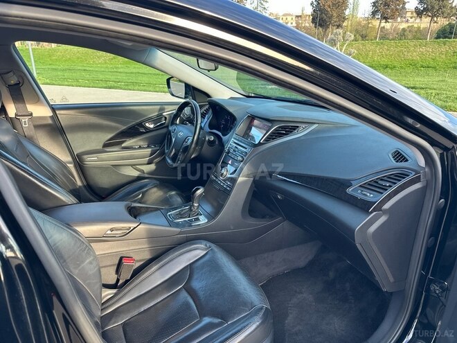 Hyundai Grandeur-13