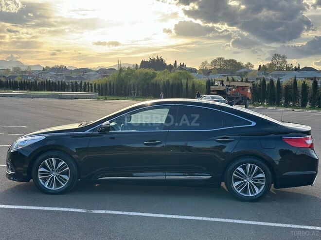 Hyundai Grandeur-16
