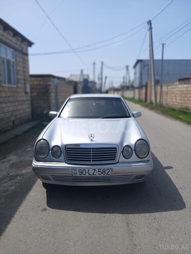 Mercedes E 220 d 1998, 350,000 km - 2.2 л - İmişli