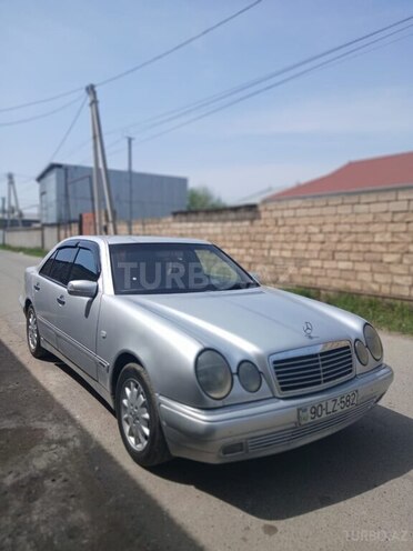 Mercedes E 220 d 1998, 350,000 km - 2.2 л - İmişli