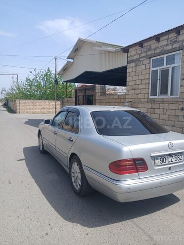 Mercedes E 220 d 1998, 350,000 km - 2.2 л - İmişli