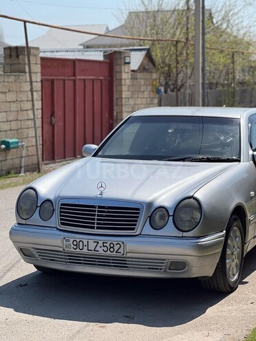 Mercedes E 220 d 1998, 350,000 km - 2.2 л - İmişli