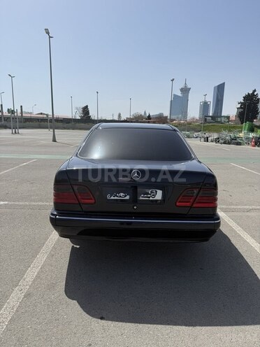 Mercedes E 200 d 2001, 550,000 km - 2.2 л - Bakı