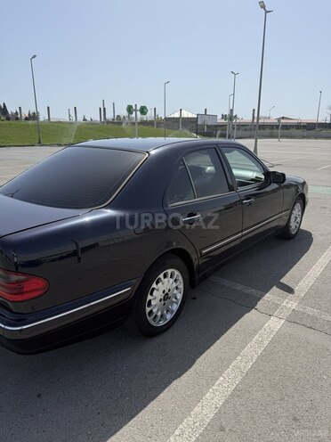 Mercedes E 200 d 2001, 550,000 km - 2.2 л - Bakı