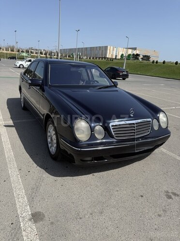 Mercedes E 200 d 2001, 550,000 km - 2.2 л - Bakı