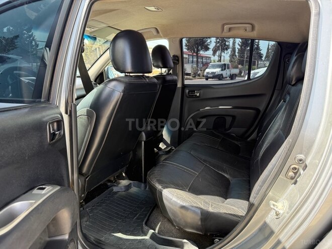 Mitsubishi L200 2014, 282,000 km - 2.5 l - Bakı