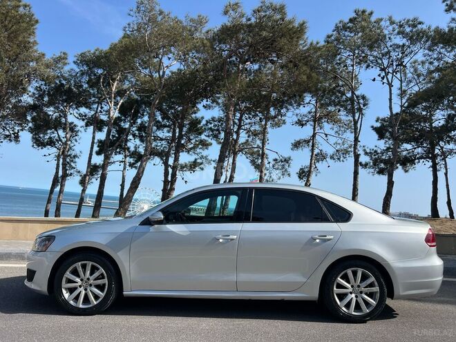 Volkswagen Passat 2012, 203,582 km - 2.5 l - Bakı