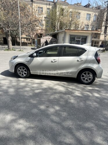 Toyota Aqua 2019, 106,329 km - 1.5 л - Bakı