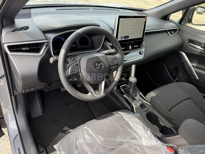 Toyota Corolla Cross-12