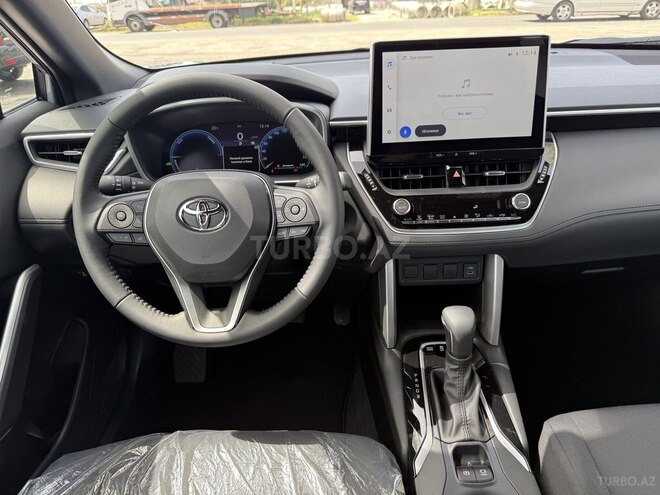 Toyota Corolla Cross-9