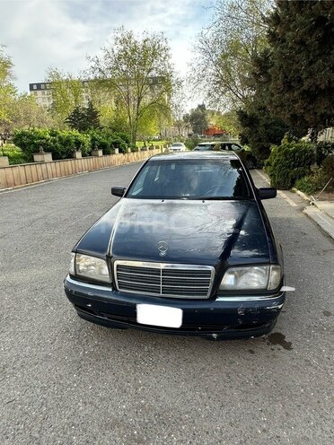 Mercedes C 200 1995, 706,000 km - 2.0 l - Bakı
