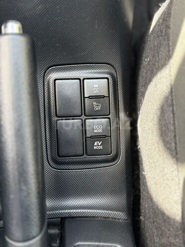 Toyota Aqua 2017, 103,000 km - 1.5 l - Bakı