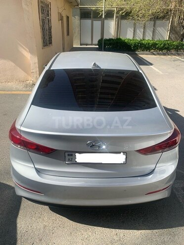 Hyundai Avante 2016, 247,000 km - 1.6 l - Bakı