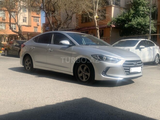 Hyundai Avante 2016, 247,000 km - 1.6 l - Bakı