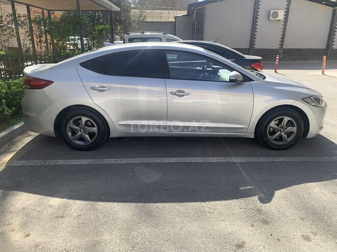 Hyundai Avante 2016, 247,000 km - 1.6 l - Bakı
