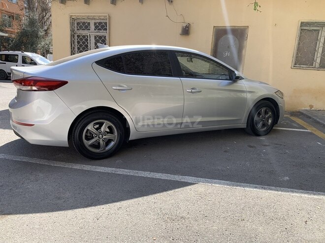 Hyundai Avante 2016, 247,000 km - 1.6 l - Bakı