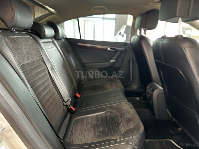 Volkswagen Passat 2013, 191,000 km - 1.8 l - Bakı
