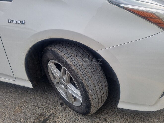 Toyota Prius 2017, 151,000 km - 1.8 l - Bakı