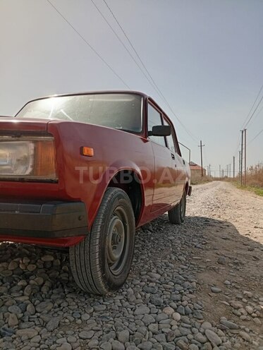 LADA (VAZ) 2107 2005, 95,000 km - 1.5 л - Salyan