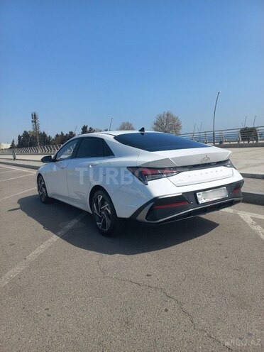 Hyundai Elantra 2024, 17,000 km - 1.5 l - Bakı