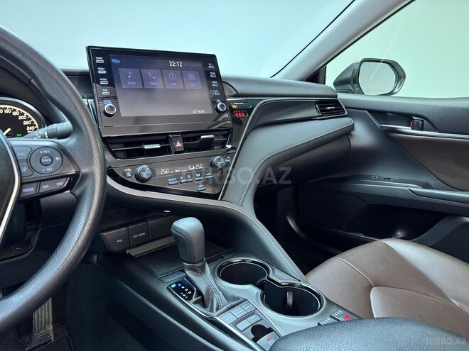 Toyota Camry 2022, 33,000 km - 2.5 л - Bakı