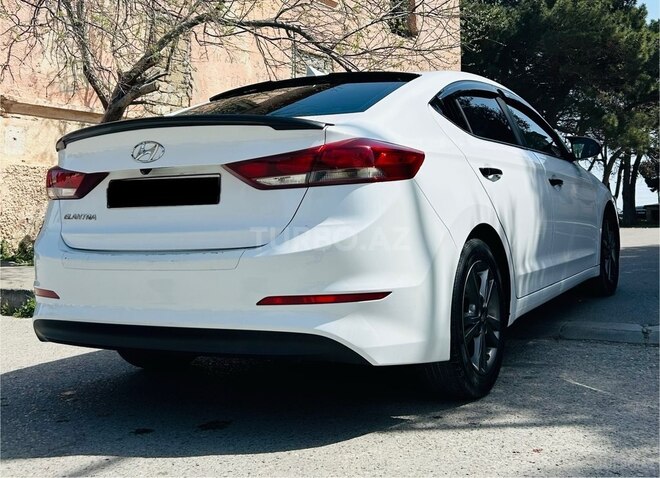 Hyundai Elantra 2017, 92,000 km - 2.0 l - Bakı