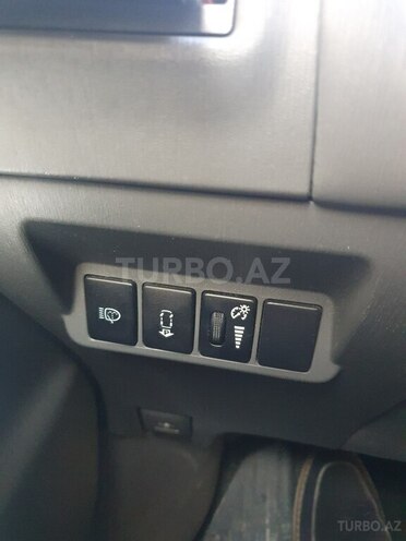Toyota Prius V 2012, 350,000 km - 1.8 l - Bakı