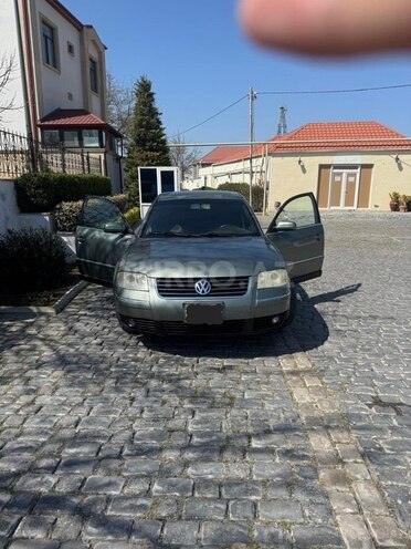 Volkswagen Passat 2001, 252,400 km - 1.8 l - Bakı