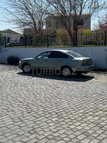 Volkswagen Passat 2001, 252,400 km - 1.8 l - Bakı