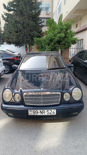 Mercedes E 280 1999, 341,000 km - 2.8 l - Bakı
