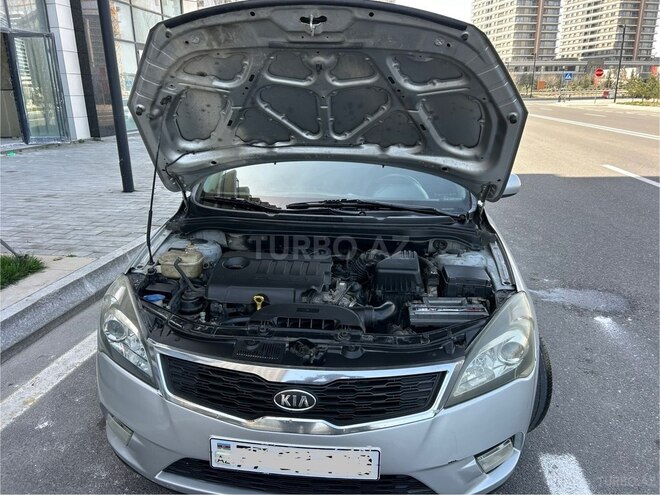 Kia Ceed 2010, 301,525 km - 1.5 л - Bakı