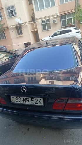 Mercedes E 280 1999, 341,000 km - 2.8 l - Bakı