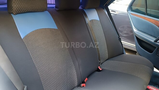 Mercedes E 280 1999, 341,000 km - 2.8 l - Bakı