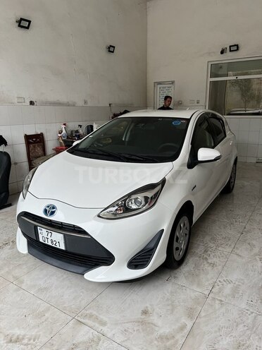 Toyota Aqua 2017, 105,000 km - 1.5 l - Bakı