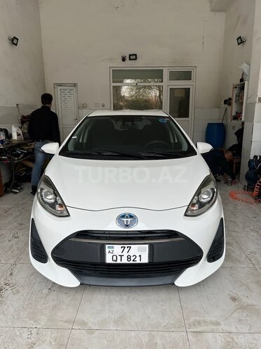 Toyota Aqua 2017, 105,000 km - 1.5 l - Bakı
