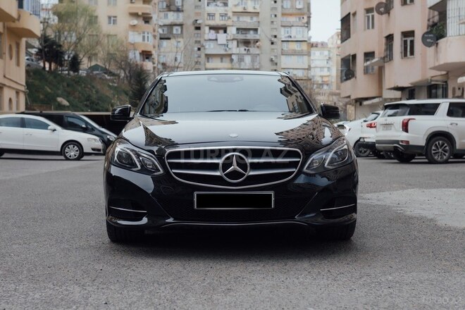 Mercedes E 250 4MATIC 2014, 209,000 km - 2.2 л - Bakı