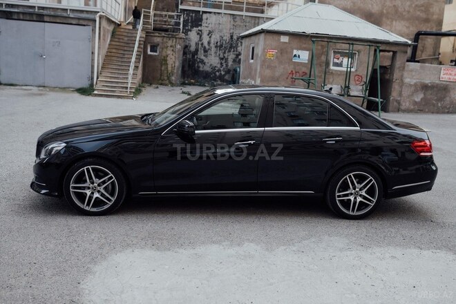 Mercedes E 250 4MATIC 2014, 209,000 km - 2.2 л - Bakı