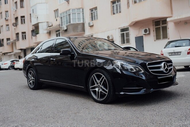 Mercedes E 250 4MATIC 2014, 209,000 km - 2.2 л - Bakı