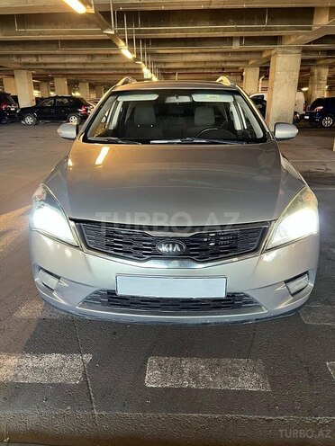 Kia Ceed 2009, 400,000 km - 1.6 л - Bakı